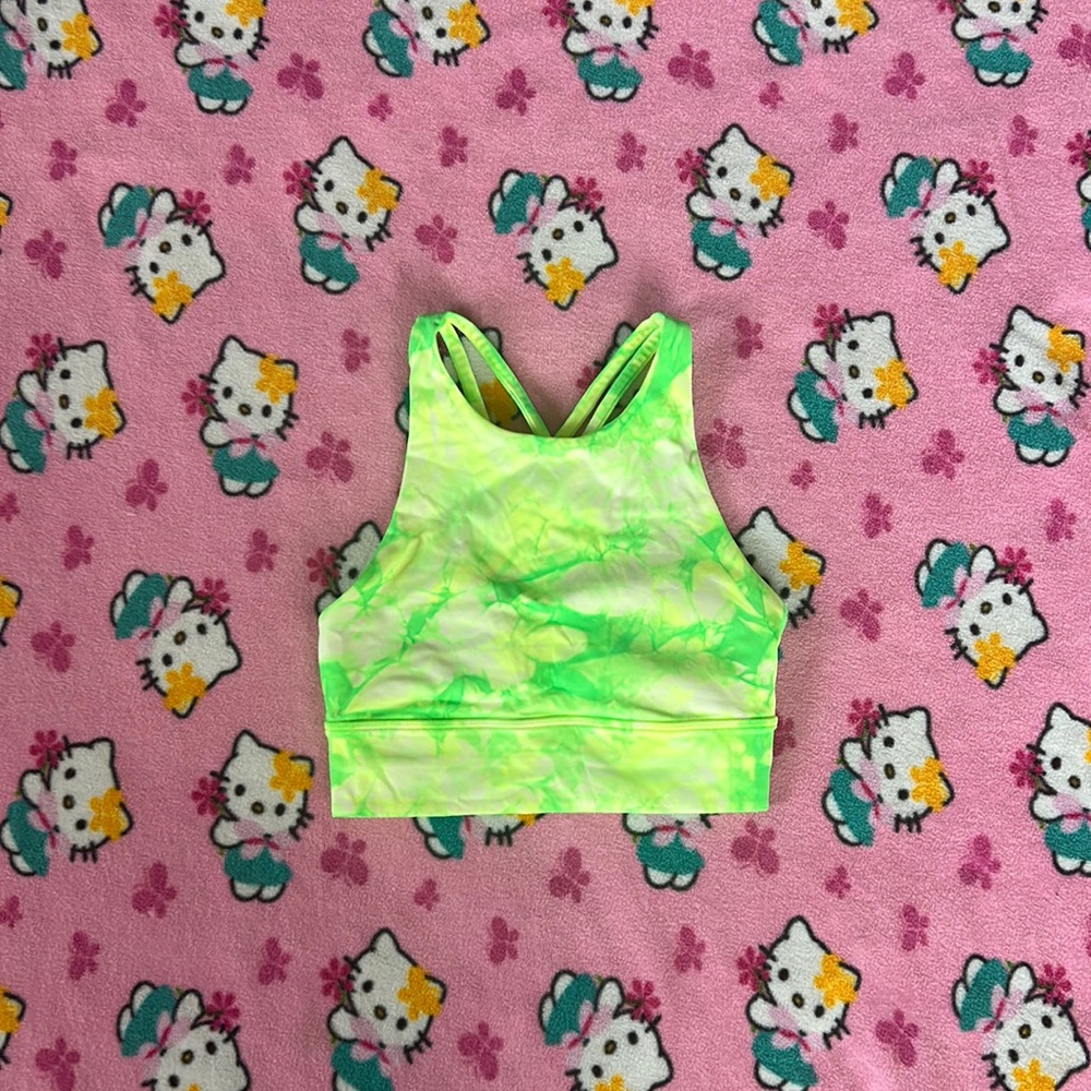 - Lululemon sports bra tank top